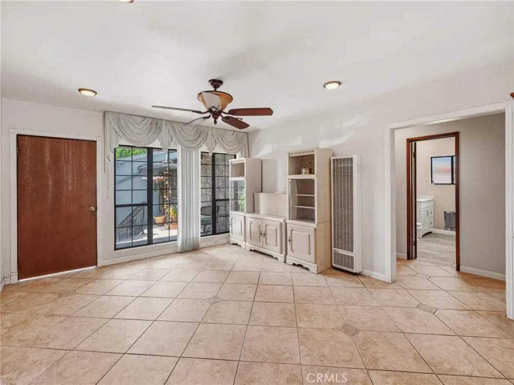 3071 Oregon Los Angeles, CA 90023