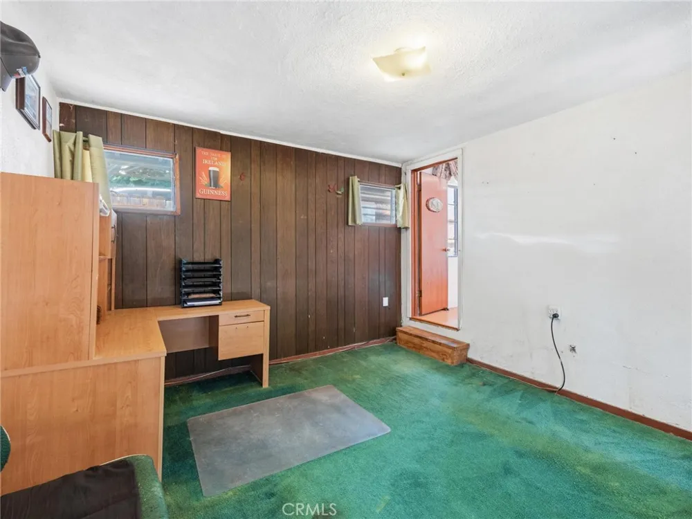 3071 Oregon Los Angeles, CA 90023