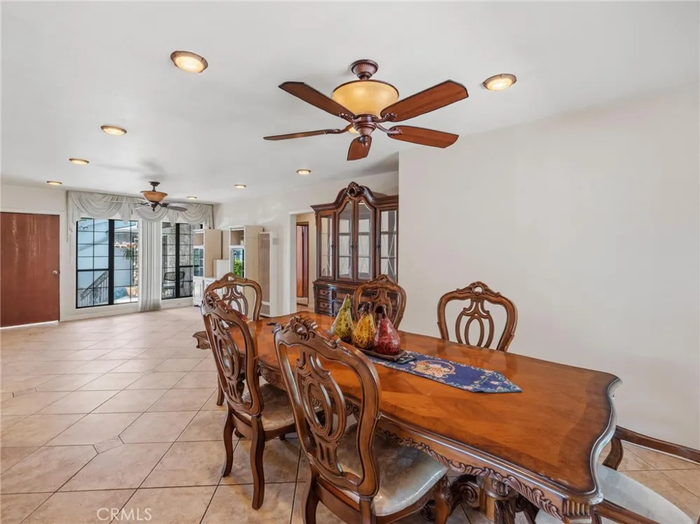 3071 Oregon Los Angeles, CA 90023