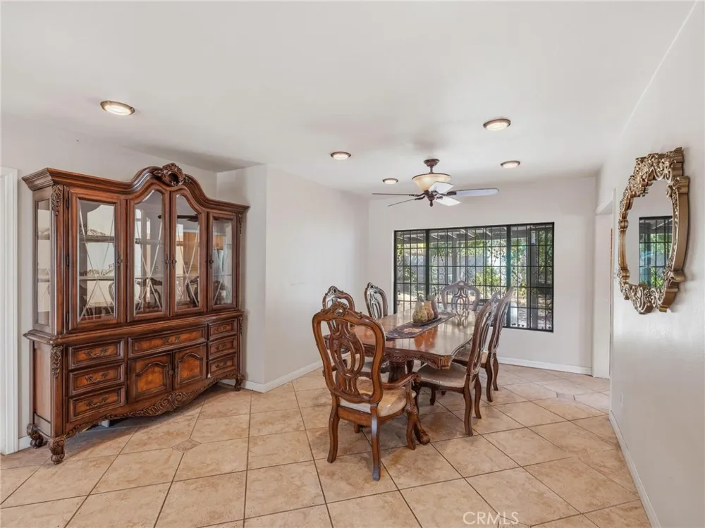3071 Oregon Los Angeles, CA 90023