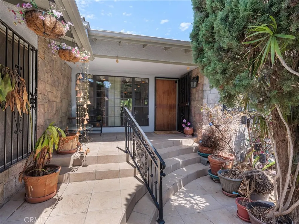 3071 Oregon Los Angeles, CA 90023