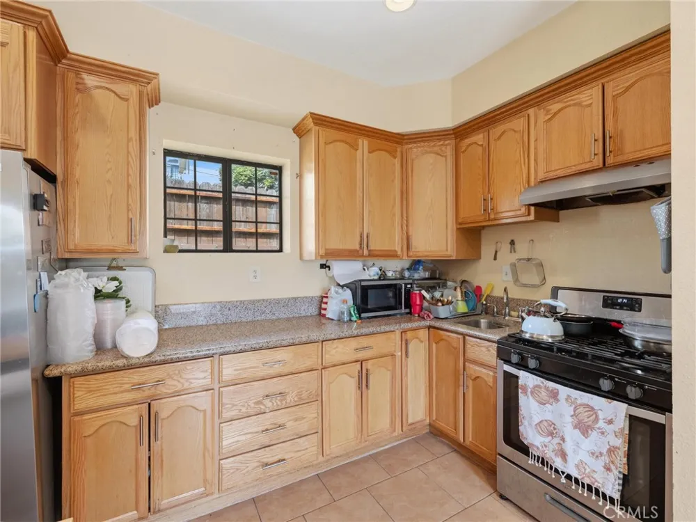 3071 Oregon Los Angeles, CA 90023