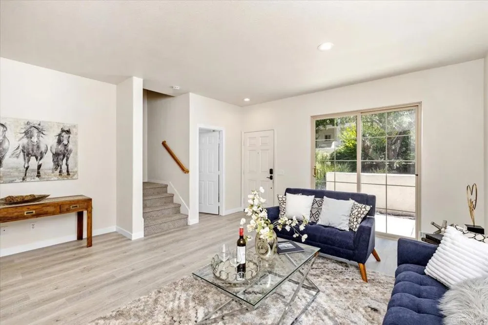 1524 Circle Ranch Way #61 Oceanside, CA 92057