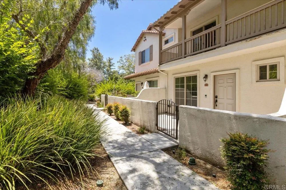 1524 Circle Ranch Way #61 Oceanside, CA 92057
