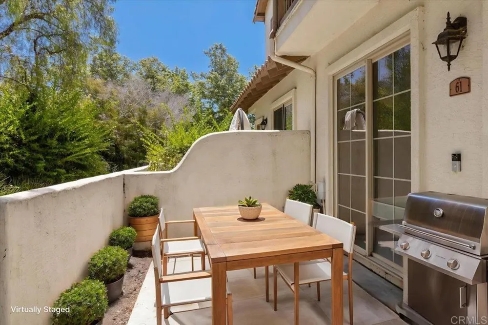 1524 Circle Ranch Way #61 Oceanside, CA 92057