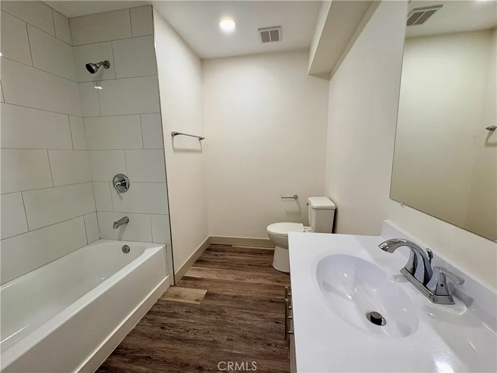 1470 3rd Street #2 La Verne, CA 91750