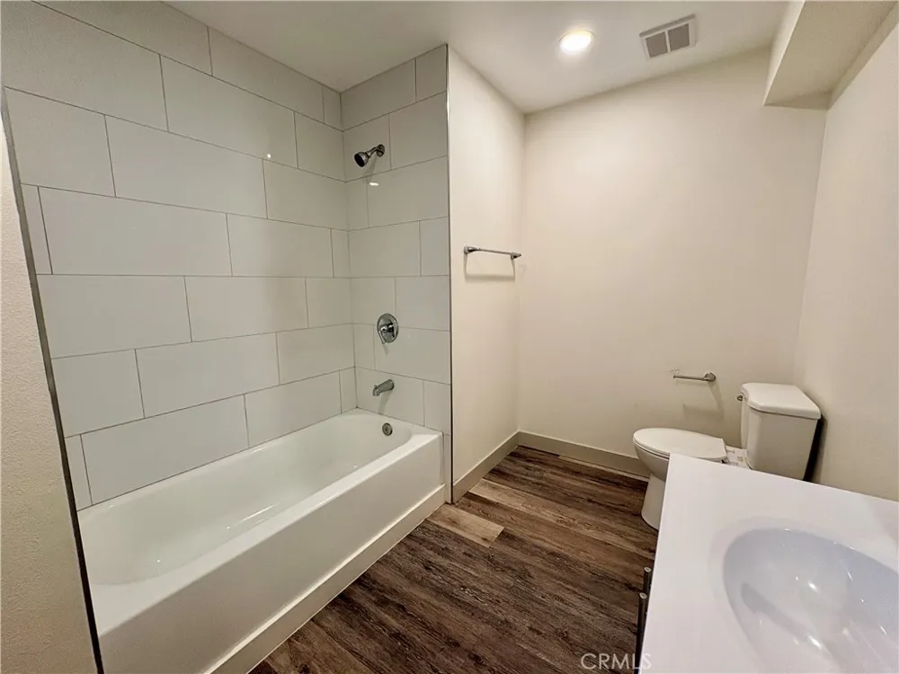 1470 3rd Street #2 La Verne, CA 91750