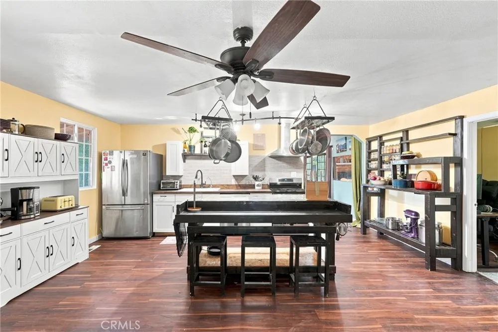 14340 Del Rosa Santa Margarita, CA 93453