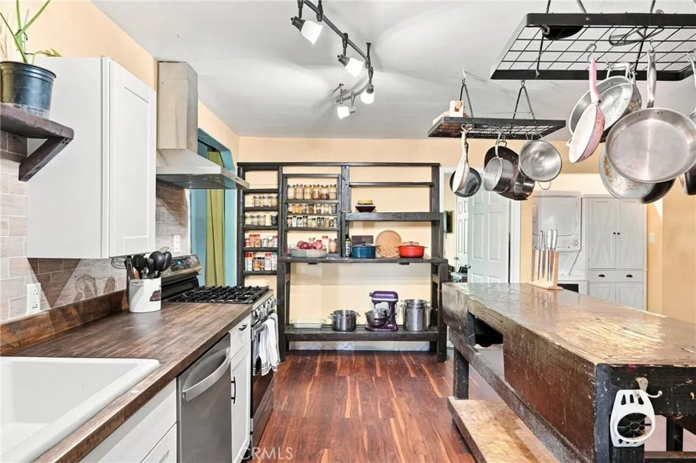 14340 Del Rosa Santa Margarita, CA 93453