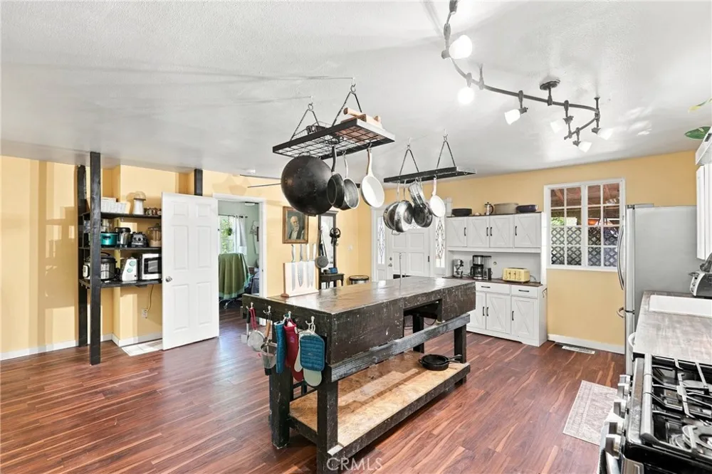 14340 Del Rosa Santa Margarita, CA 93453