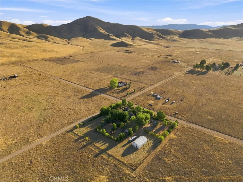 14340 Del Rosa Santa Margarita, CA 93453