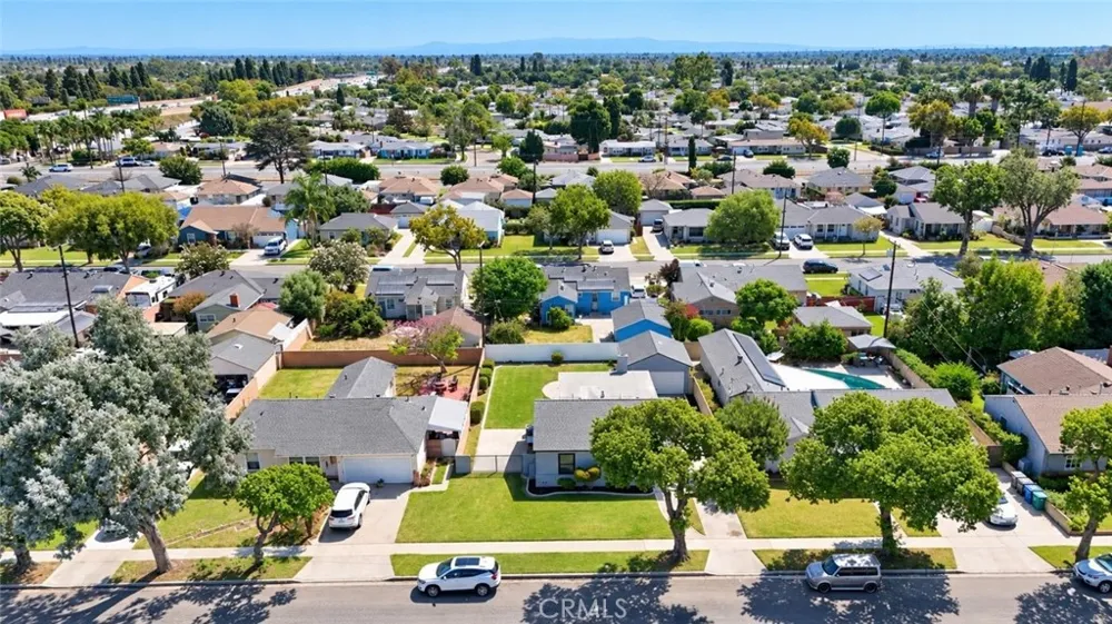 2380 Argonne Long Beach, CA 90815