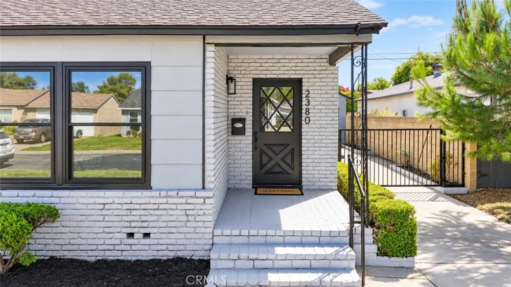 2380 Argonne Long Beach, CA 90815