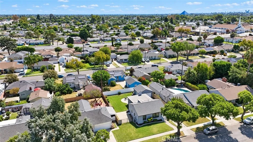 2380 Argonne Long Beach, CA 90815