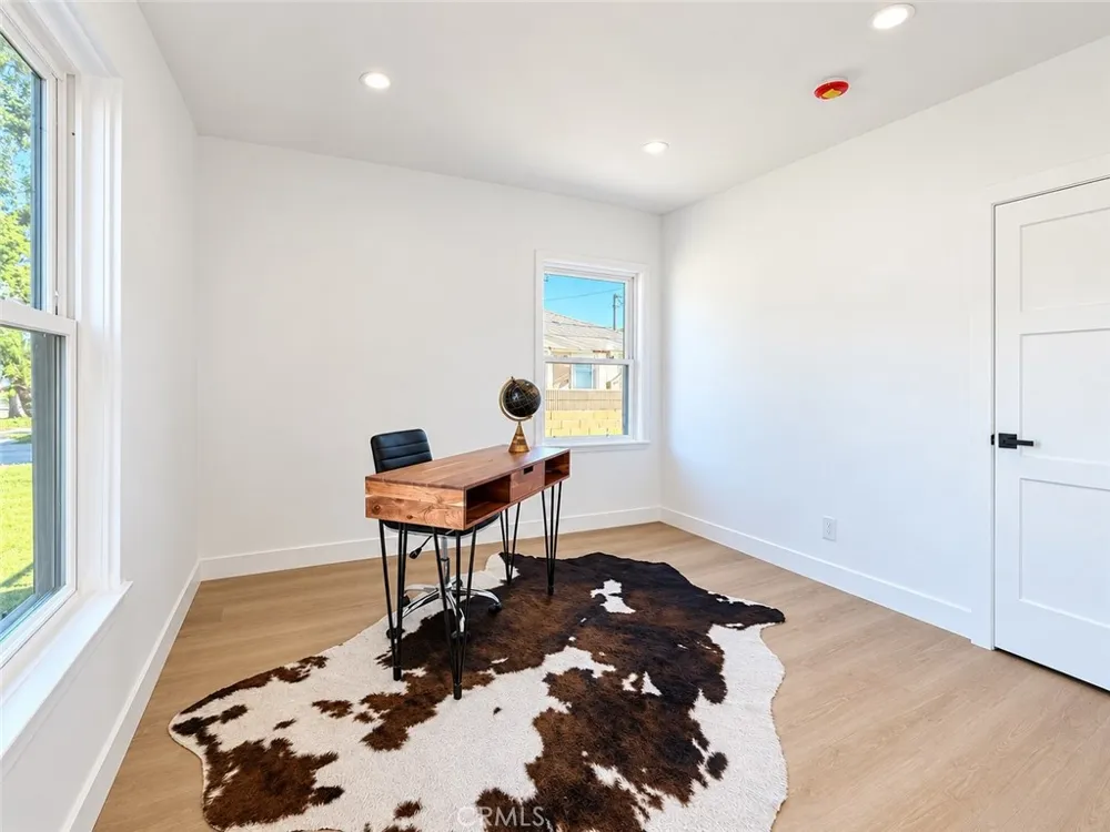 2380 Argonne Long Beach, CA 90815