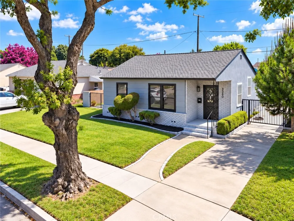 2380 Argonne Long Beach, CA 90815
