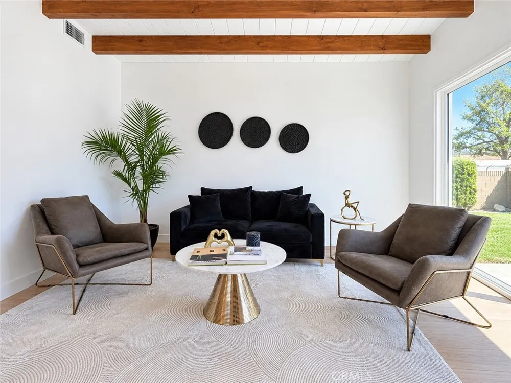 2380 Argonne Long Beach, CA 90815