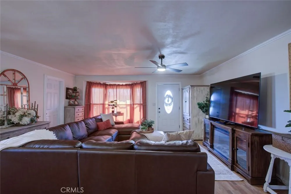 26704 Fahey Gustine, CA 95322