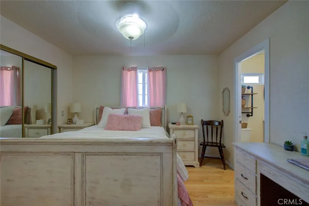 26704 Fahey Gustine, CA 95322