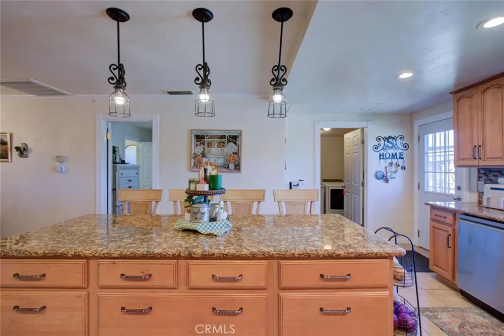 26704 Fahey Gustine, CA 95322