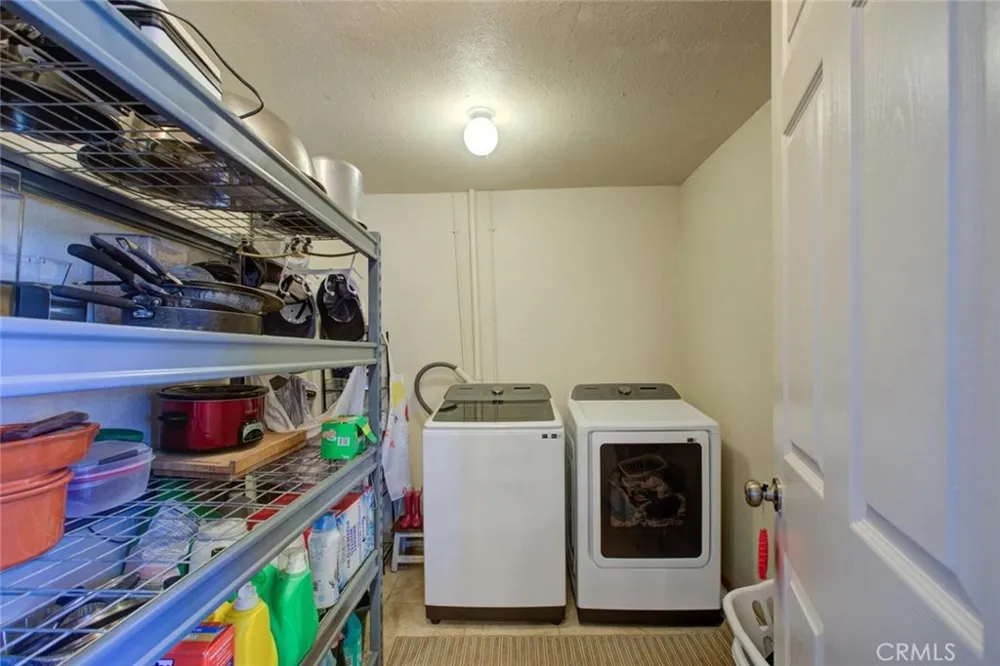 26704 Fahey Gustine, CA 95322