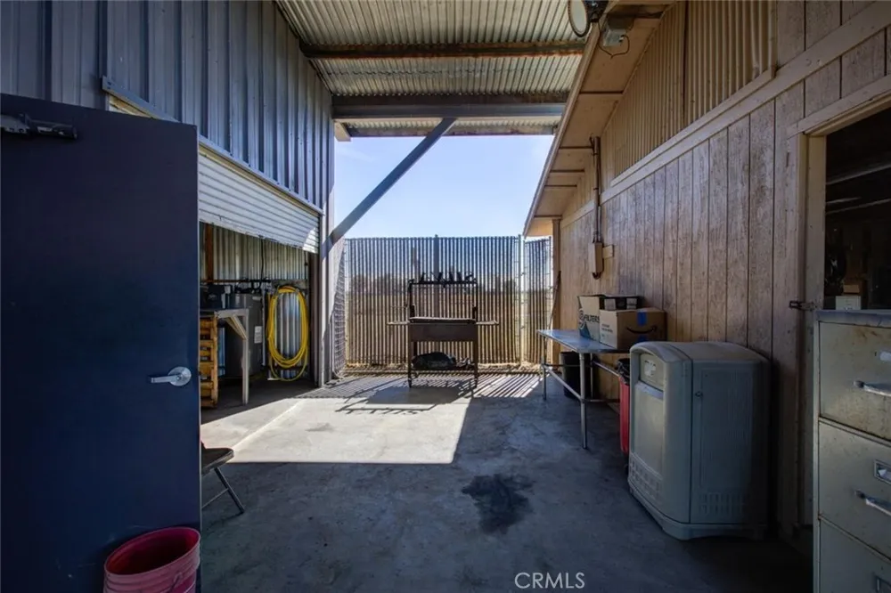 26704 Fahey Gustine, CA 95322