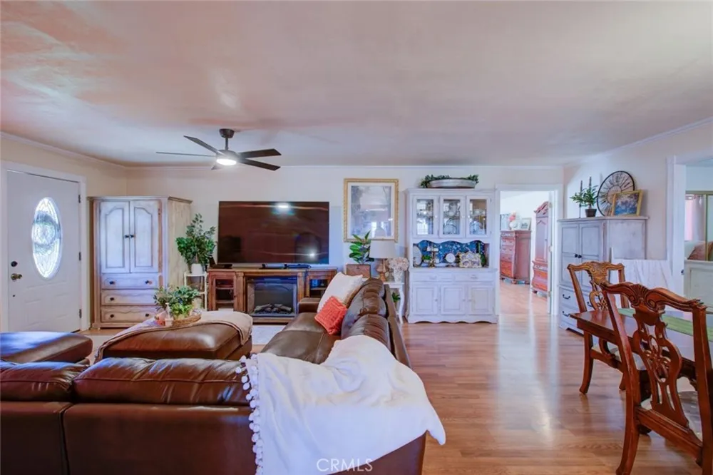 26704 Fahey Gustine, CA 95322