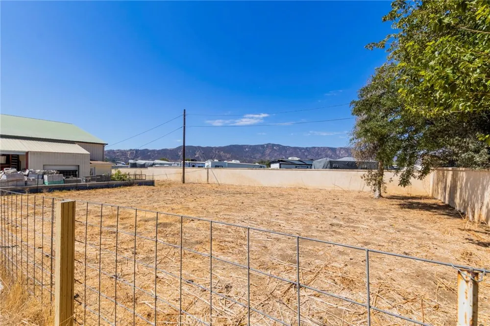 21650 Bundy Canyon Wildomar, CA 92595