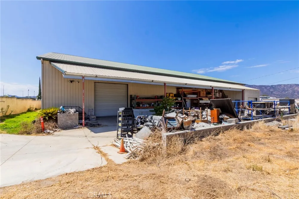 21650 Bundy Canyon Wildomar, CA 92595