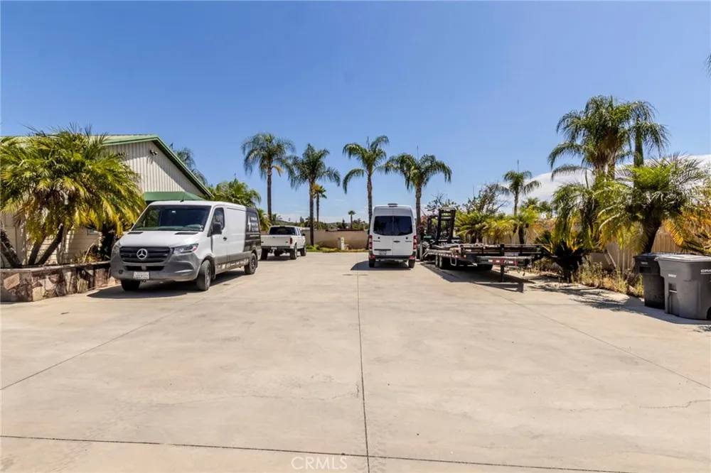 21650 Bundy Canyon Wildomar, CA 92595