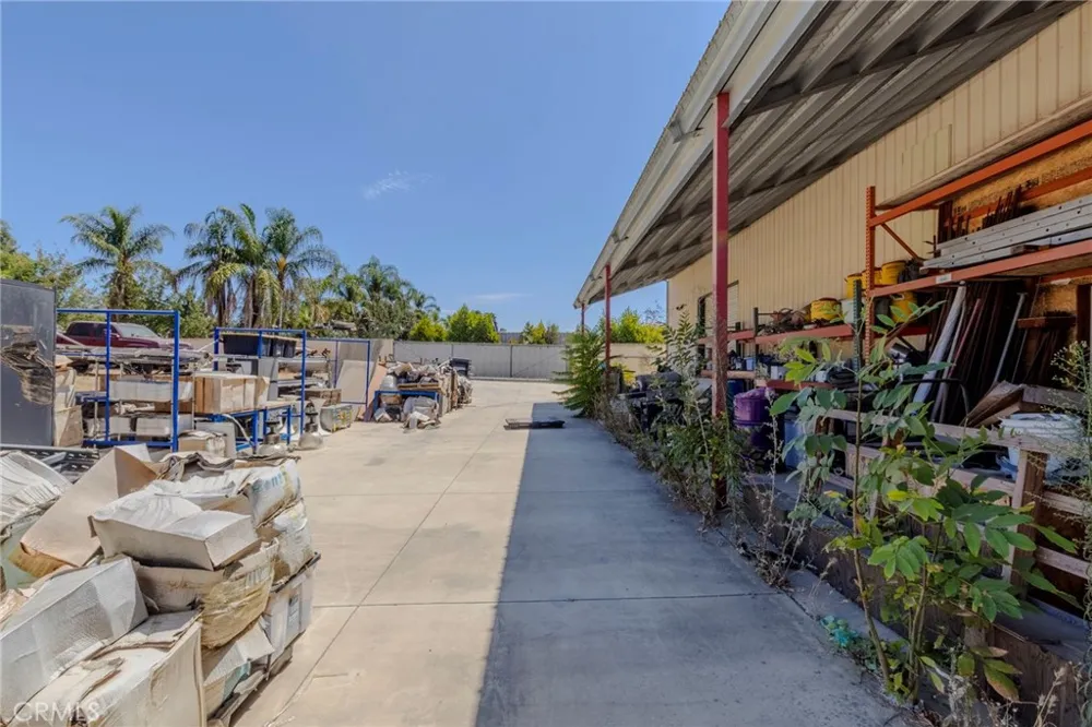 21650 Bundy Canyon Wildomar, CA 92595