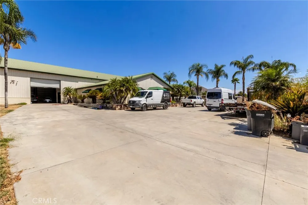 21650 Bundy Canyon Wildomar, CA 92595