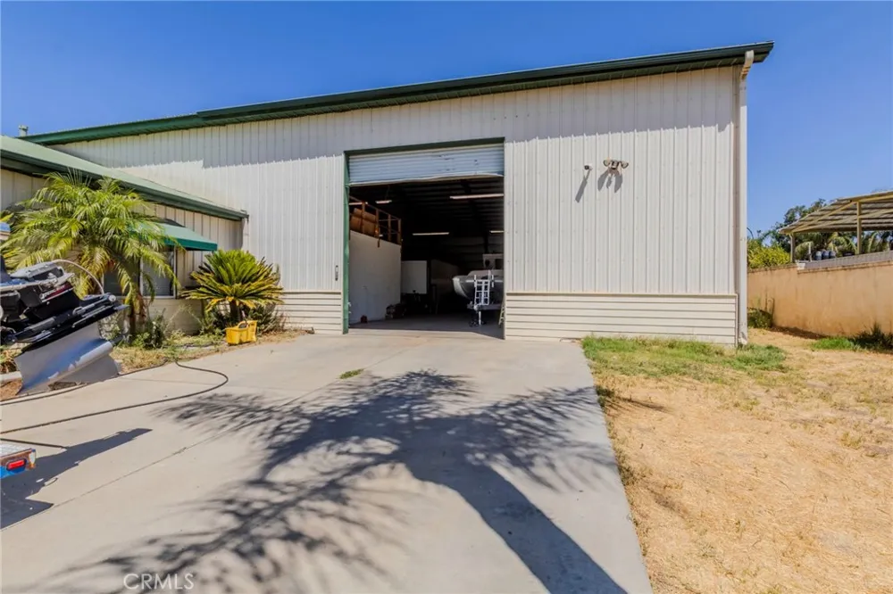 21650 Bundy Canyon Wildomar, CA 92595