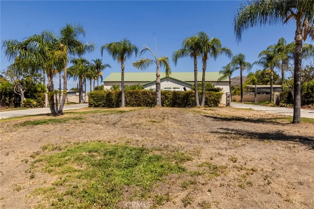 21650 Bundy Canyon Wildomar, CA 92595