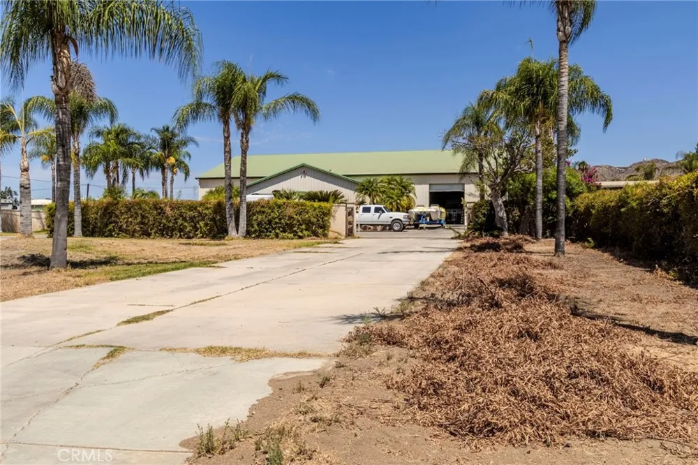 21650 Bundy Canyon Wildomar, CA 92595