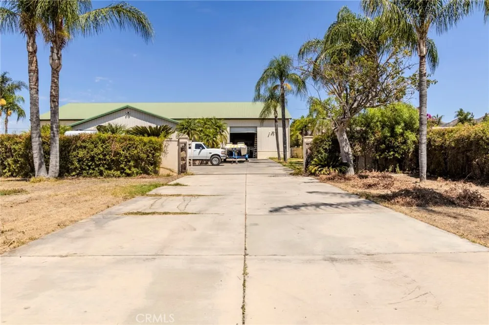 21650 Bundy Canyon Wildomar, CA 92595