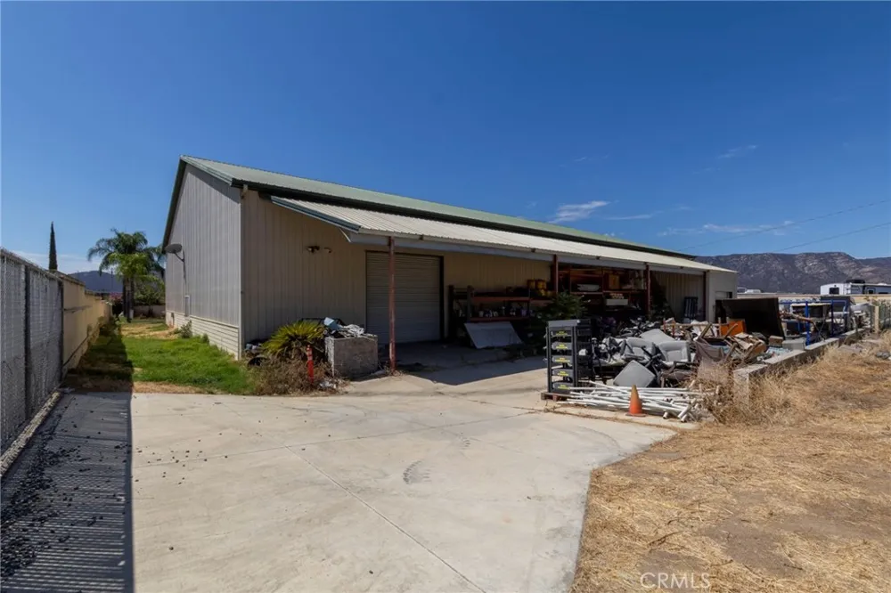 21650 Bundy Canyon Wildomar, CA 92595