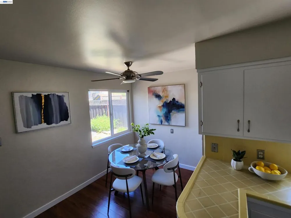 22590 Norwood Dr Hayward, CA 94541