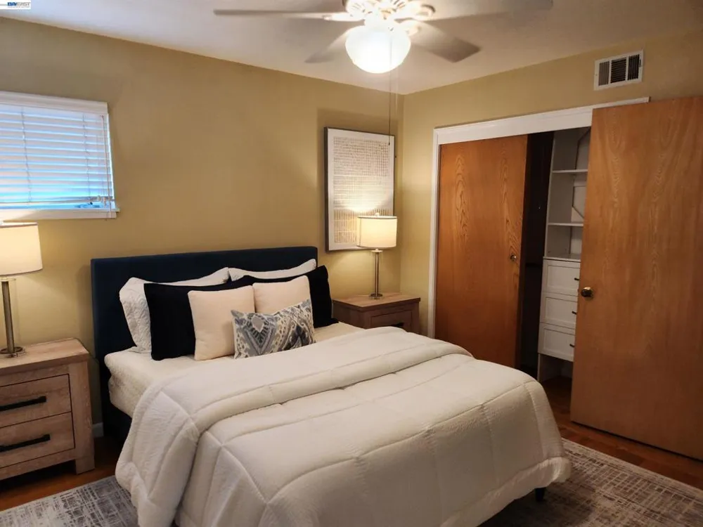 22590 Norwood Dr Hayward, CA 94541