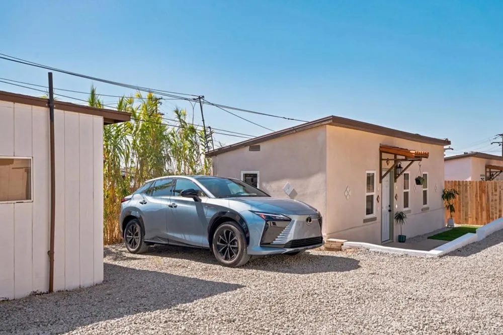 2641 E 18th Street National City, CA 91950