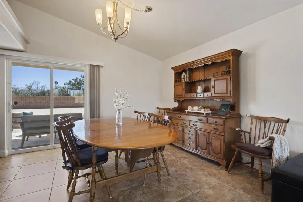 7758 Grand Avenue Yucca Valley, CA 92284