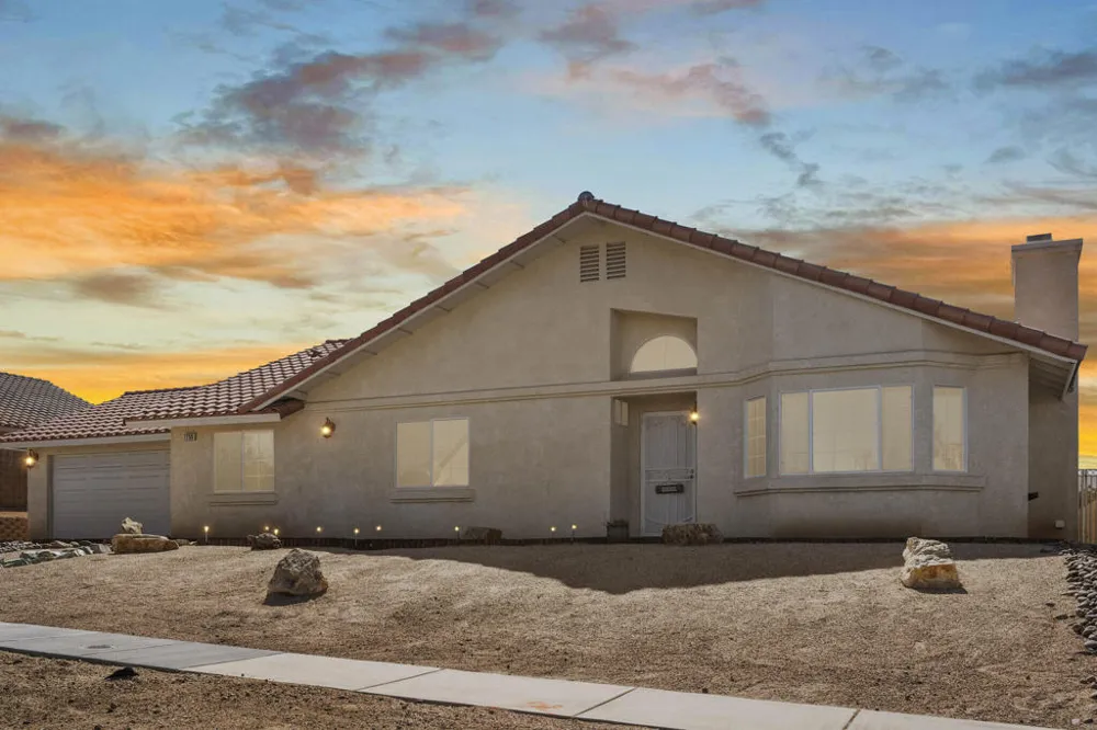 7758 Grand Avenue Yucca Valley, CA 92284