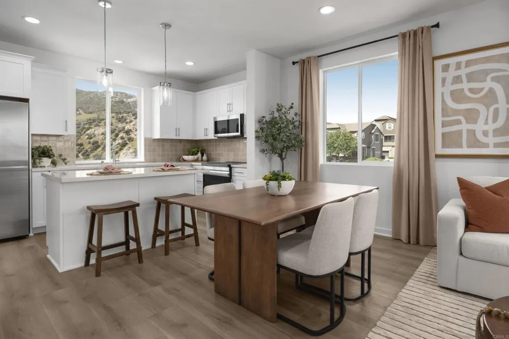 7504 Expedition Way Santee, CA 92071
