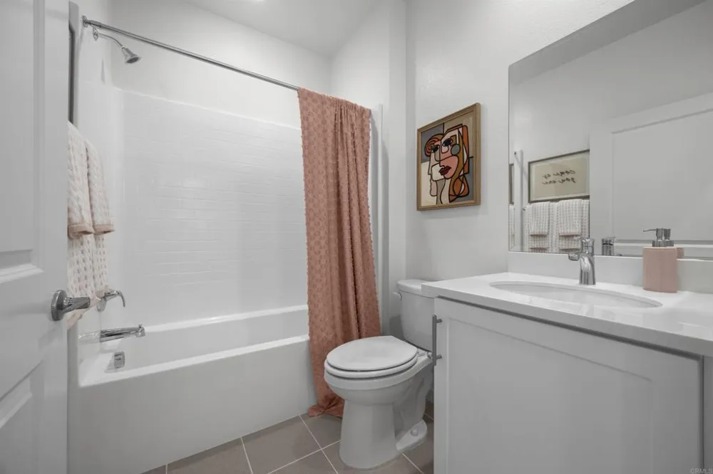 7504 Expedition Way Santee, CA 92071