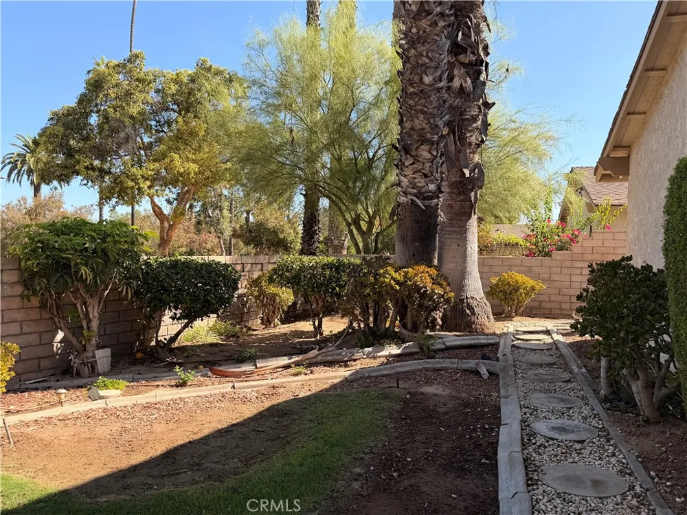6631 Wintertree Drive Riverside, CA 92506