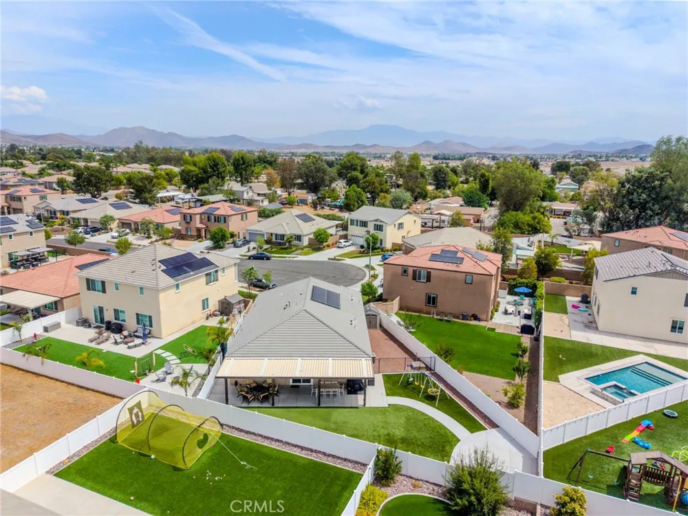 31081 Skyview Menifee, CA 92584