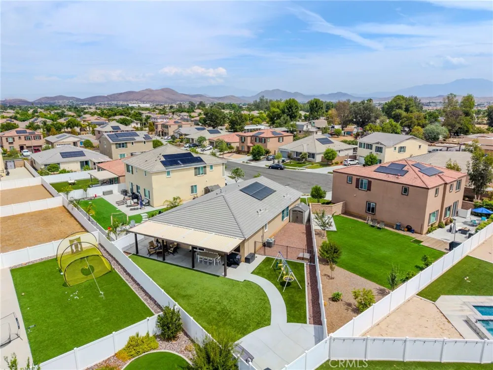 31081 Skyview Menifee, CA 92584