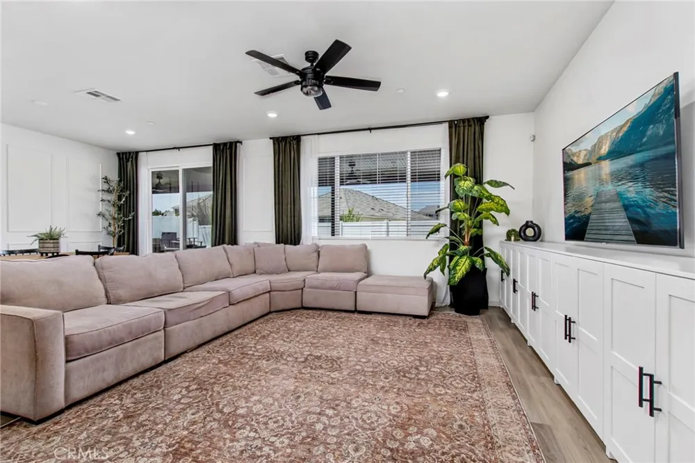 31081 Skyview Menifee, CA 92584