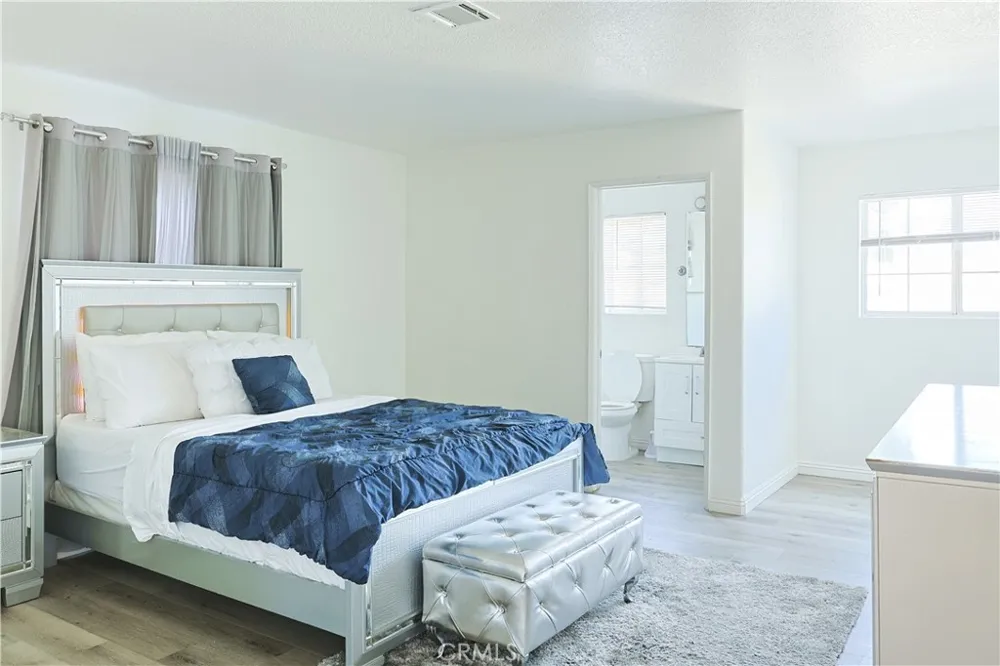 2214 W Wardlow Long Beach, CA 90810
