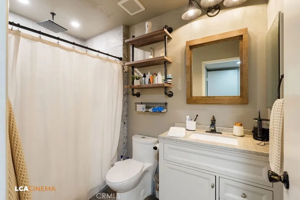3813 Rockcastle Bakersfield, CA 93309